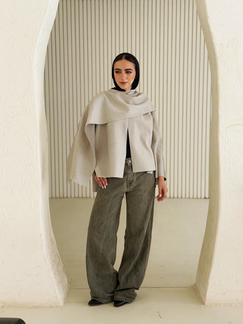 Aura cape Jacket In Grey