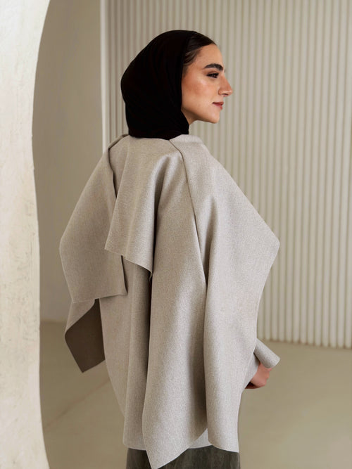 Aura cape Jacket In Grey