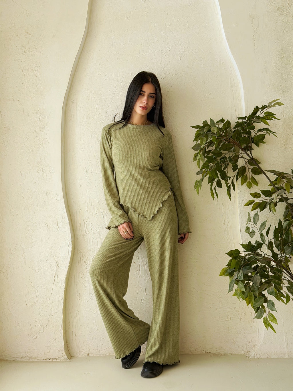 Earthline Kint Set In Mint Green