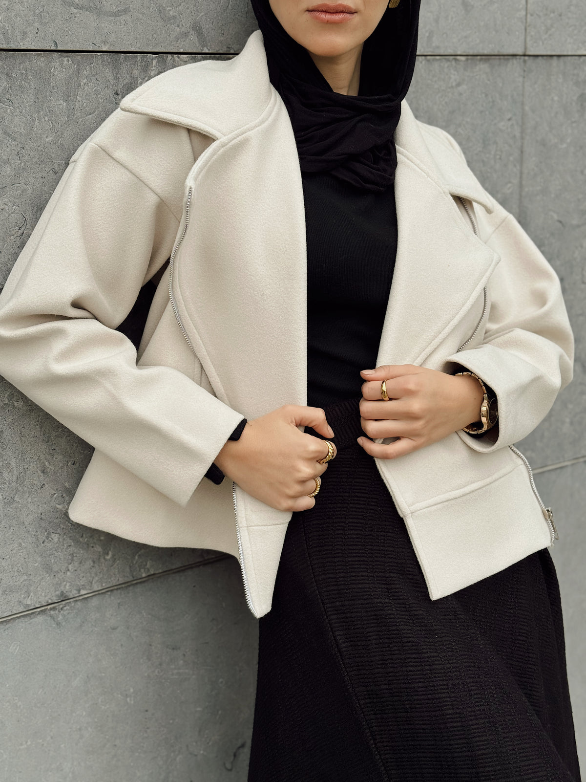 Emberline Crop Jacket In Beige